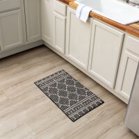 slide 2 of 9, Mohawk Trellis Scatter,20inx32in,Near Black/Starch, 1 ct