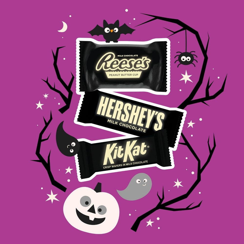 slide 3 of 3, Hershey's Halloween Candy Assortment with Glow in the Dark Wrappers, 45.6 oz