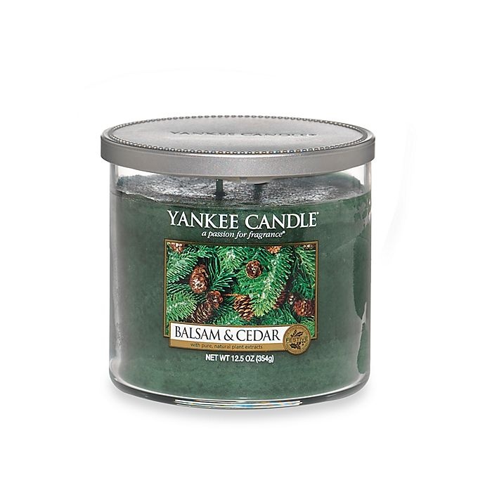 slide 1 of 1, Yankee Candle Housewarmer Balsam and Cedar Medium Lidded Candle Tumbler, 1 ct