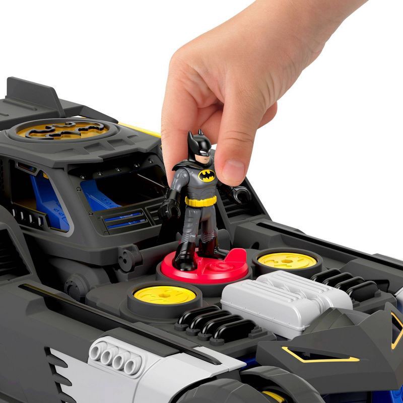 slide 3 of 6, Fisher-Price Imaginext DC Super Friends Batman and Transforming Batmobile RC Vehicle, 1 ct