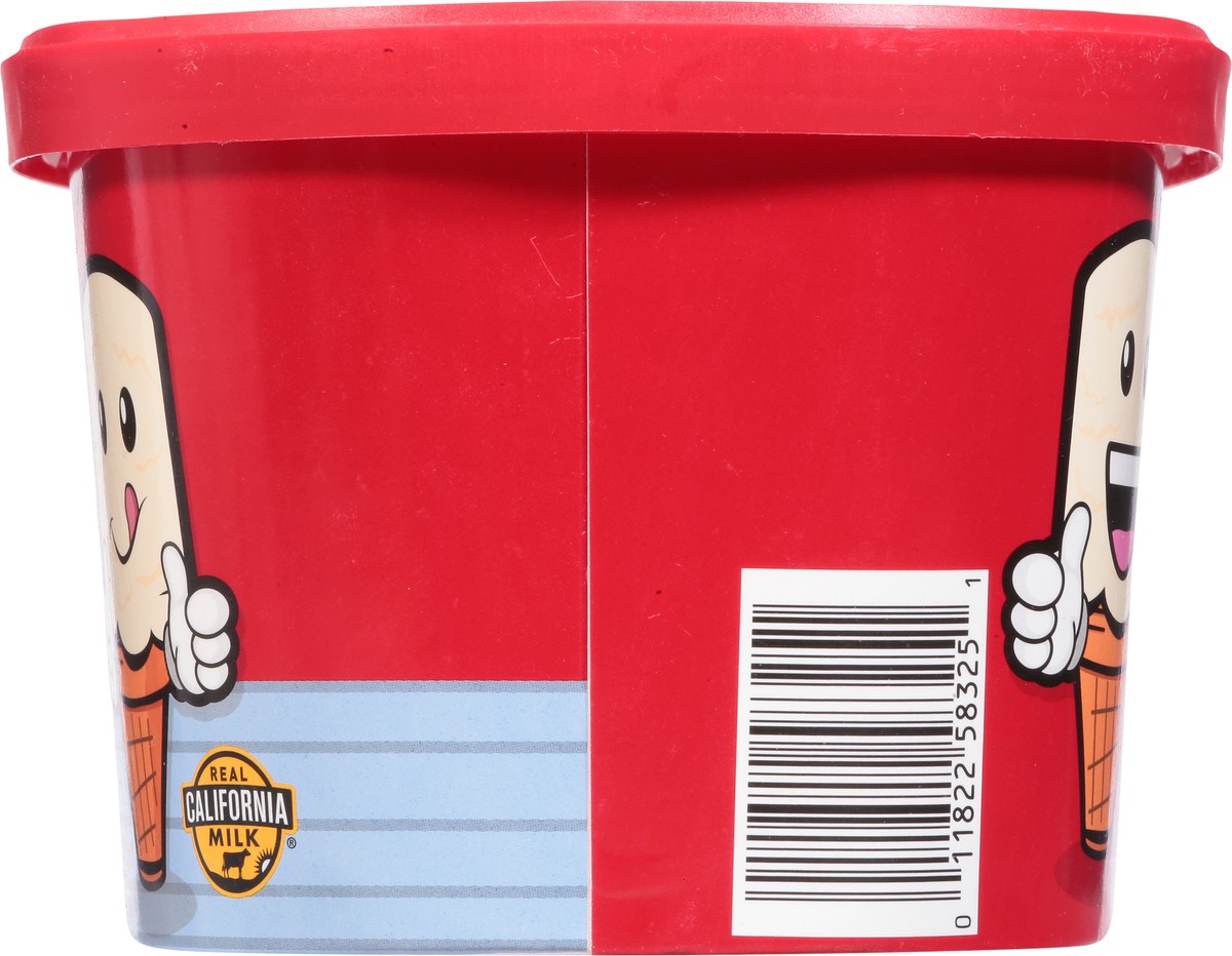 slide 6 of 14, Thrifty Vanilla Ice Cream 1.5 qt, 1.5 qt