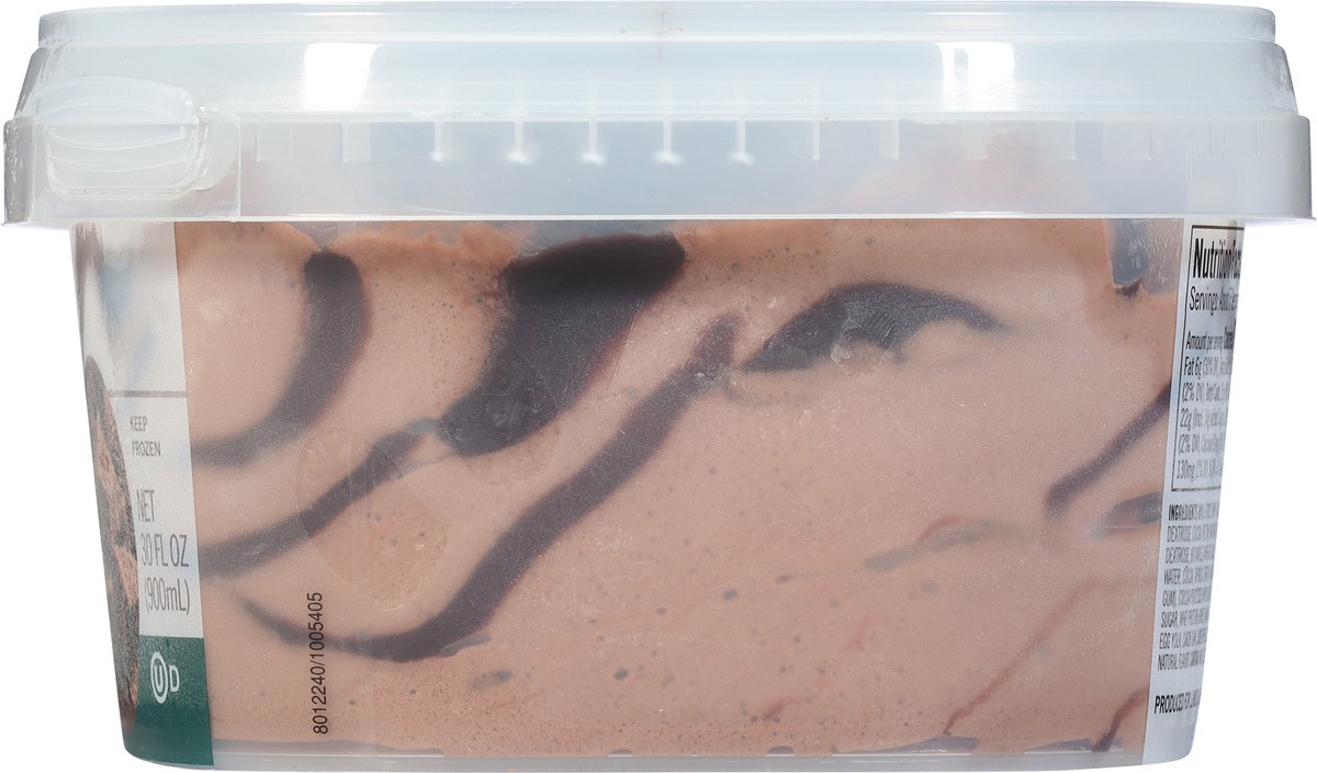 slide 4 of 9, Lunds & Byerlys Chocolate Fudge Brownie Gelato 30 fl oz, 30 fl oz