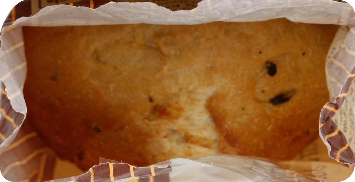 slide 2 of 4, La Brea Bakery Bread Jalapeno Cheddar Petite Loaf, 8 oz