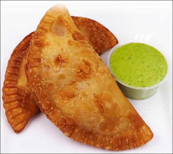 slide 1 of 1, Hot Food Beef Empanada Hot, 1 ct