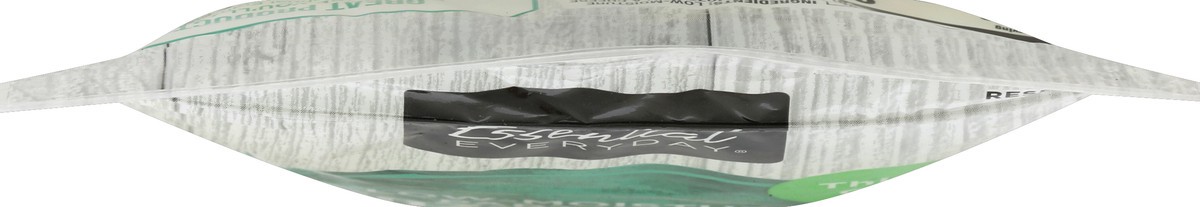 slide 2 of 6, Essential Everyday Shred Mozz, 1 ct