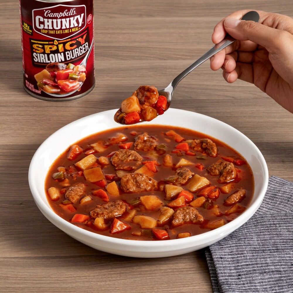 slide 6 of 17, Campbell's Campbell''s Chunky Soup, Spicy Sirloin Burger Soup, 18.8 oz Can, 18.8 oz
