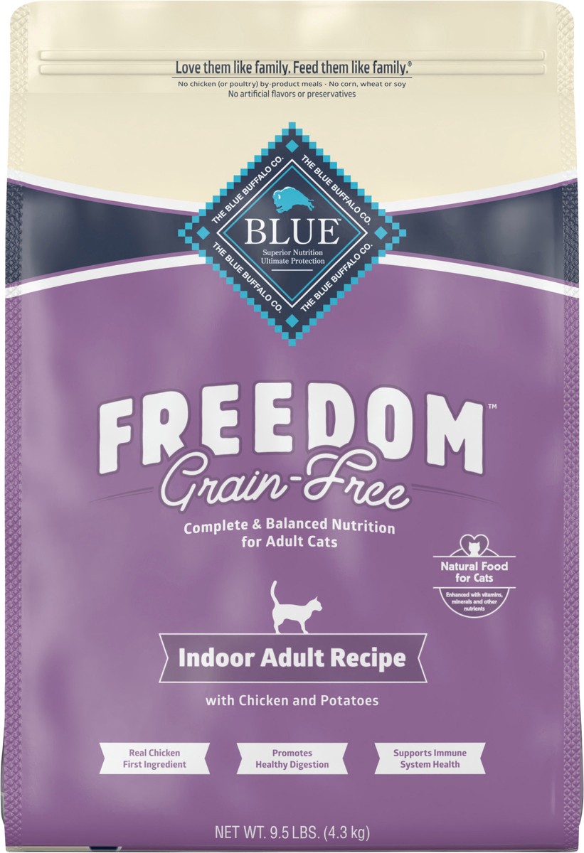 slide 5 of 11, Blue Buffalo Chicken Cat Food Indoor Adult, 9.5 lb