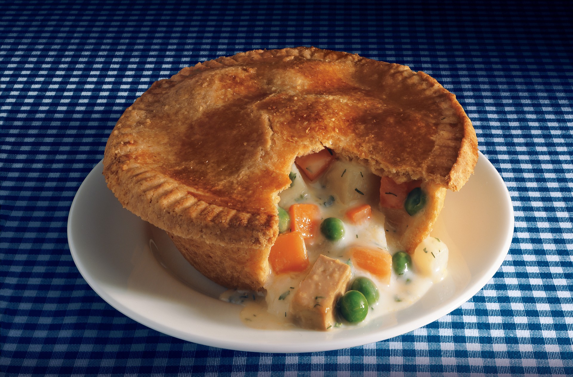 slide 5 of 7, Amy's Vegetable Pot Pie with Organic Vegetables, 7.5 oz