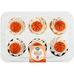 Bakery Fresh Goodness White & Chocolate Cupcakes With Buttercreme Icing