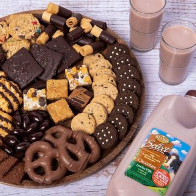 slide 4 of 5, Kemps Select 1% Lowfat Chocolate Milk Half Gallon, 1/2 gal