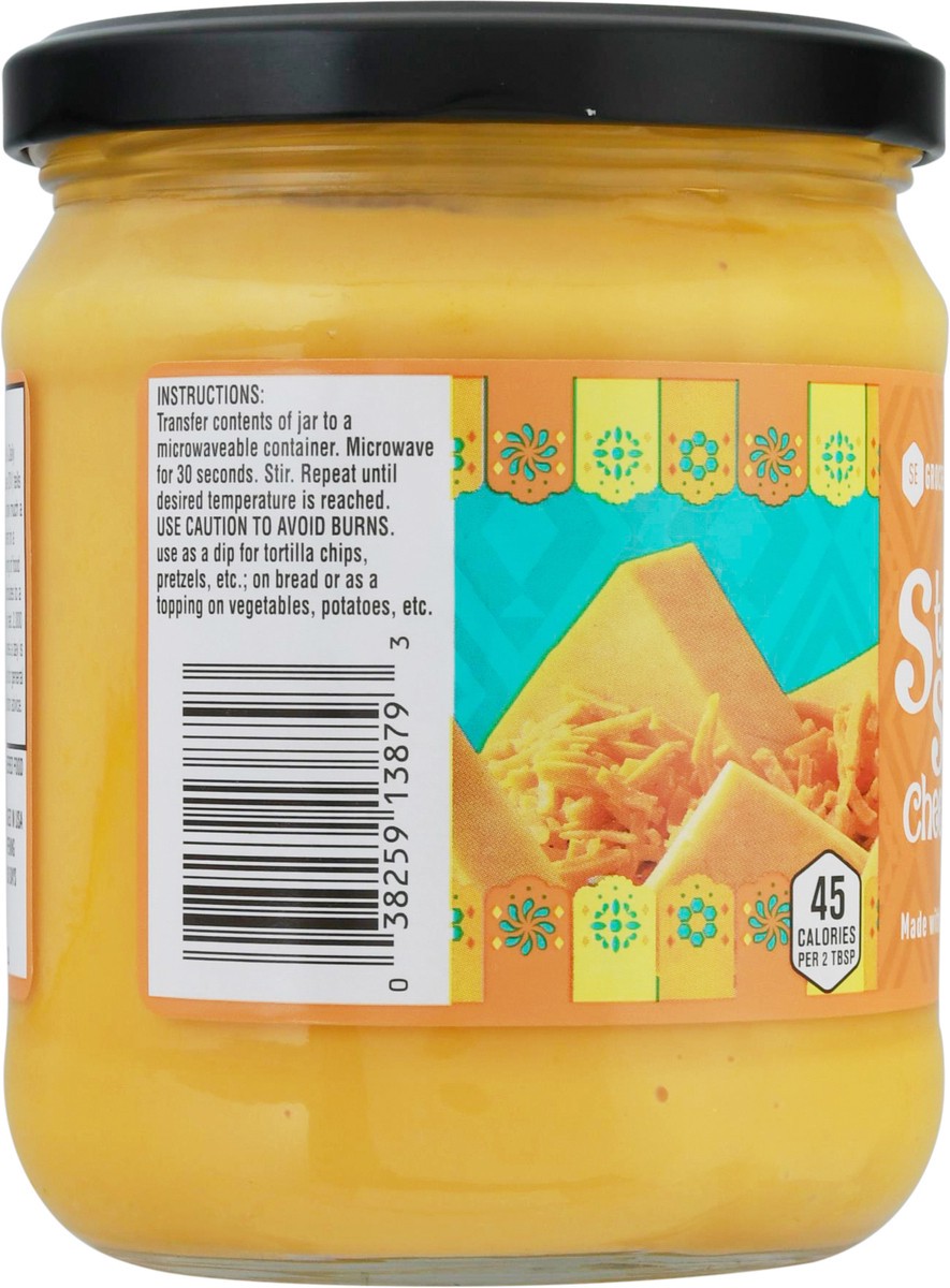 slide 4 of 13, SE Grocers Salsa Con Queso, 15 oz
