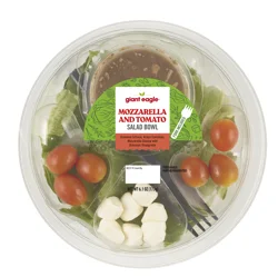 Giant Eagle Basil - Balsamic Caprese Salad Bowl