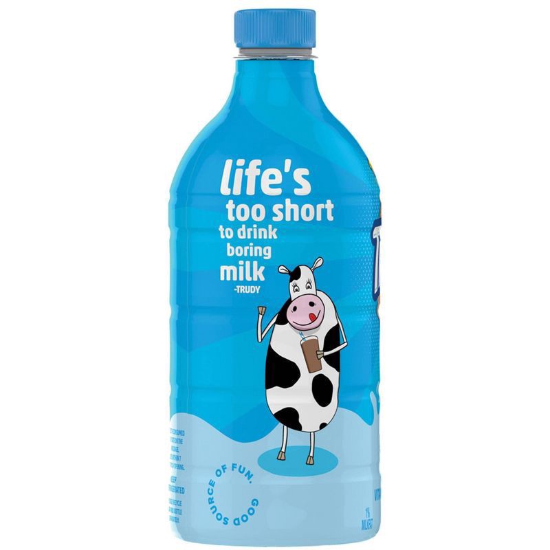slide 5 of 7, TruMoo Ultra-Pasteurized 1% Lowfat Chocolate Milk 48 Fl Oz, 48 fl oz