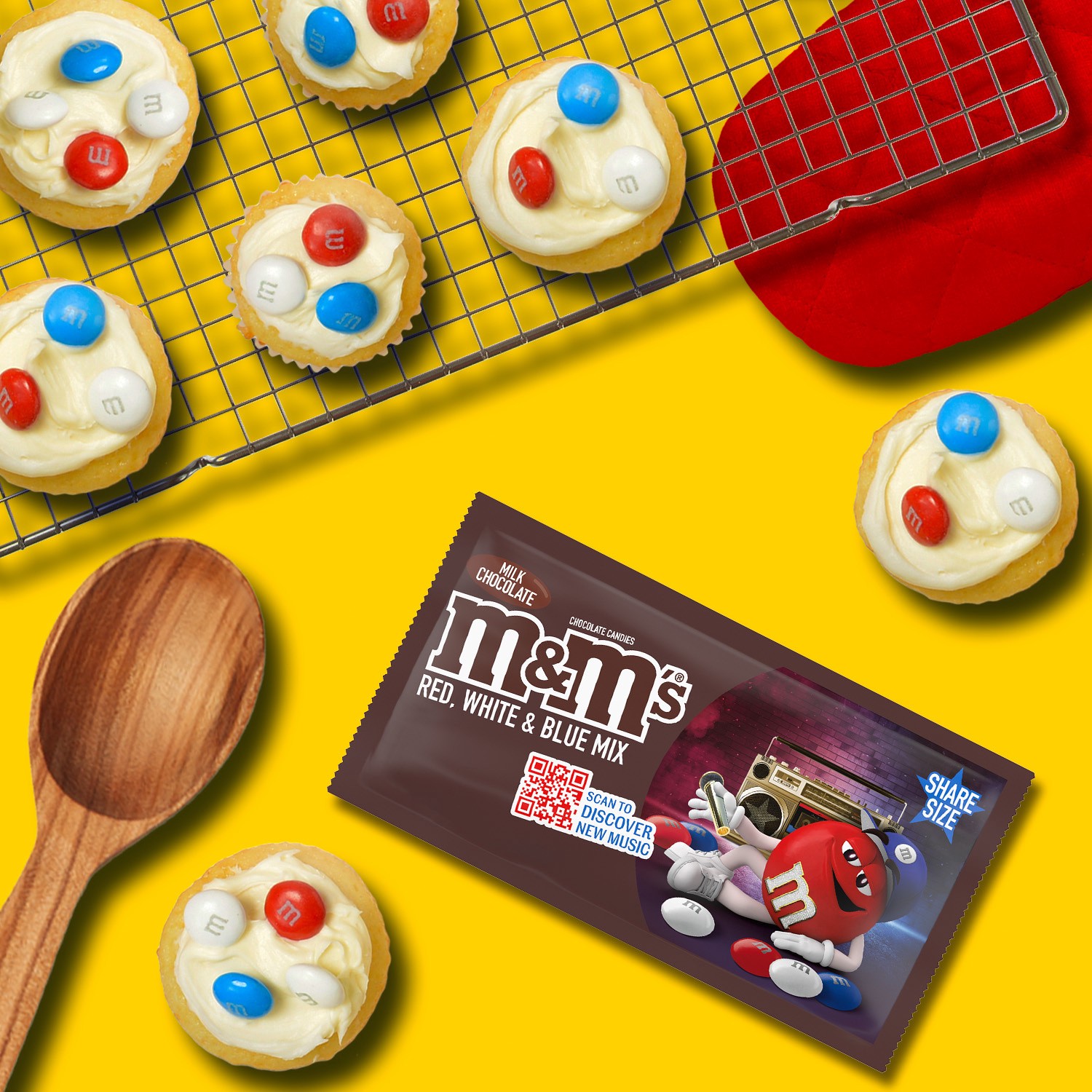slide 8 of 8, M&M's Summer Red, White & Blue Assorted Milk Chocolate Candy, Share Size, 3.14 Oz Bag, 1 ct