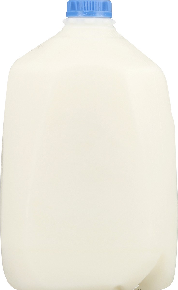 slide 7 of 13, Oakhurst Milk Fat Free Uht- 128 fl oz, 128 fl oz