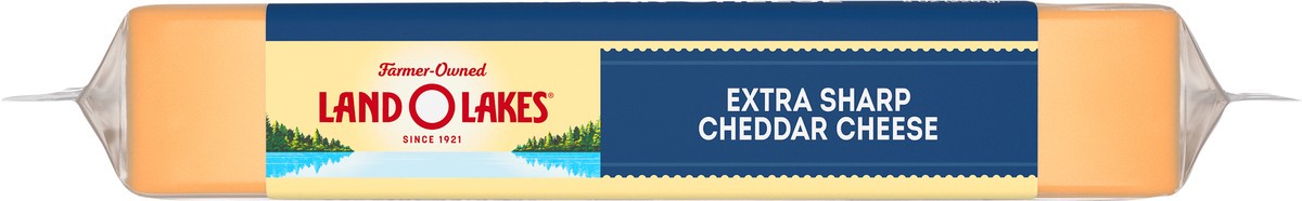 slide 8 of 12, Land O'Lakes Extra Sharp Cheddar Cheese Chunk, 8 oz