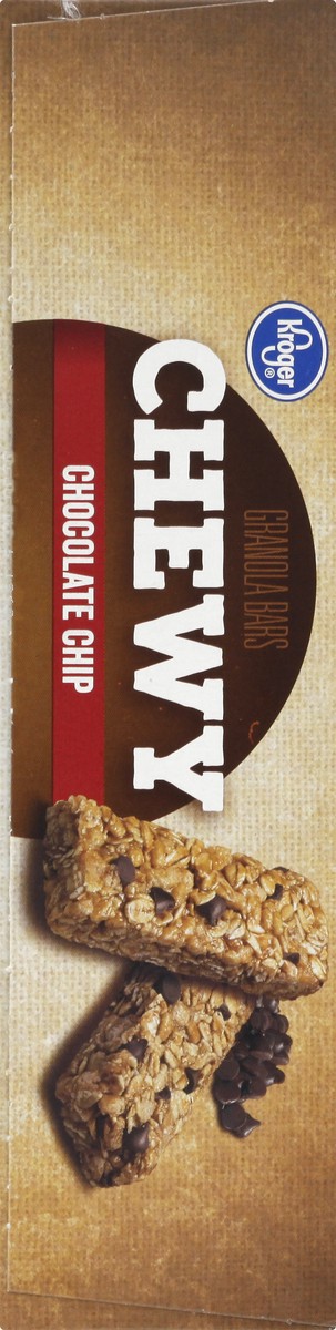 slide 7 of 11, Kroger Chewy Chocolate Chip Granola Bars, 18 ct; 0.84 oz
