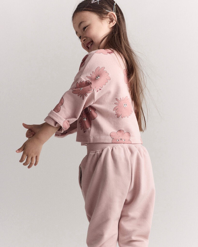 slide 4 of 6, Otteravenue Toddler Girl Squish Long-Sleeve Relaxed Pullover - Light Pink Light Pink 2T, 1 ct