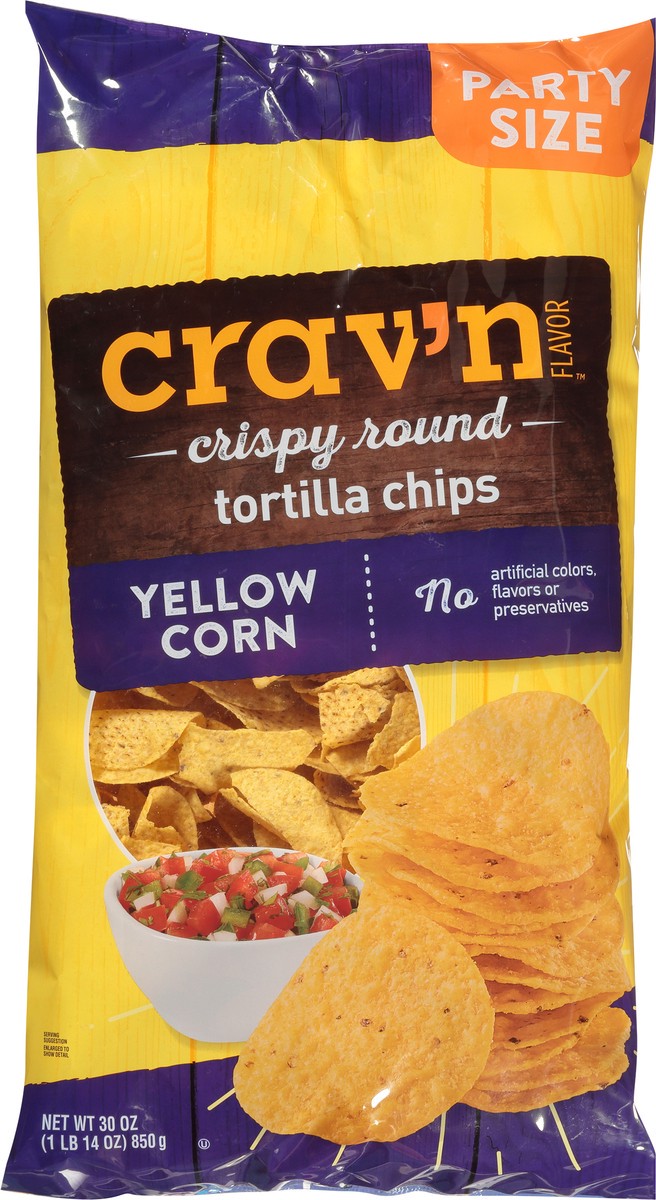 slide 1 of 17, Crav'n Flavor Party Size Crispy Round Yellow Corn Tortilla Chips 30 oz, 30 oz