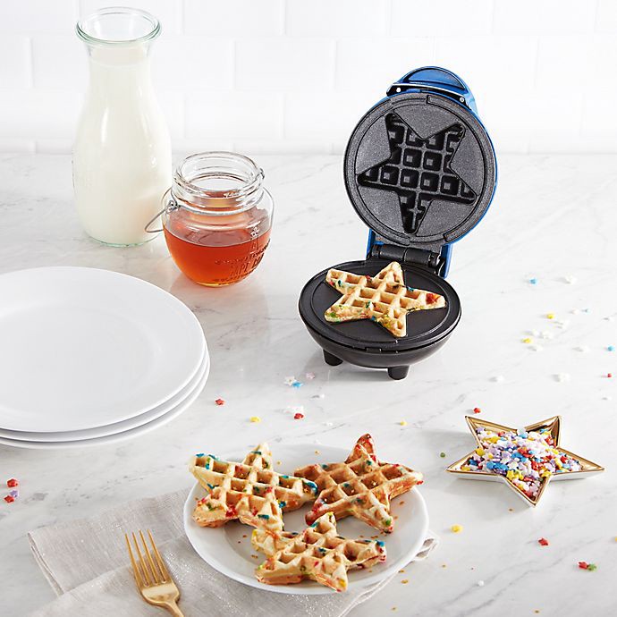 slide 7 of 9, Dash Star Mini Waffle Maker - Navy Blue, 1 ct