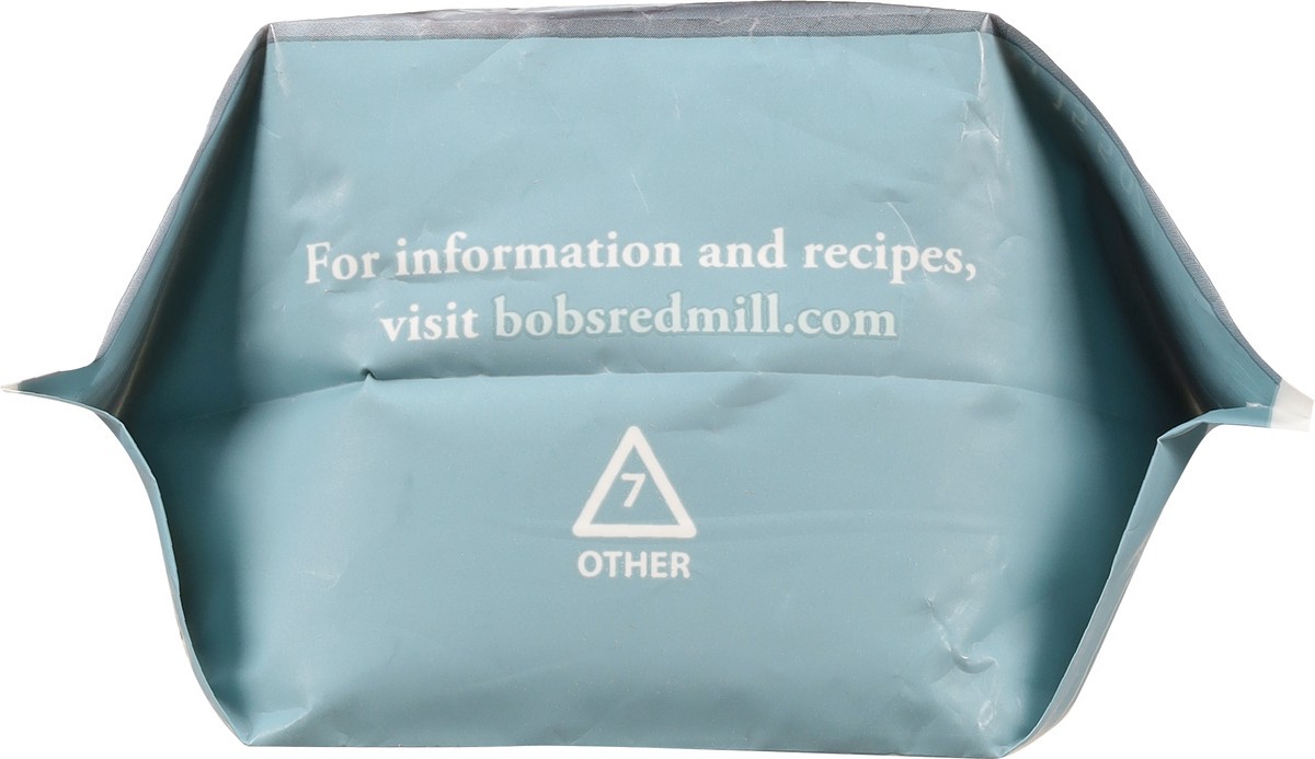 slide 5 of 14, Bob's Red Mill Golden Cornbread Baking Mix 13 oz, 13 oz