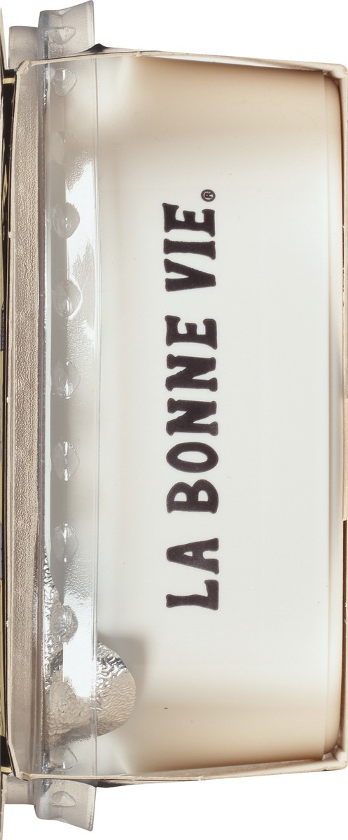 slide 8 of 12, La Bonne Vie Cheese Spread, 4.4 oz