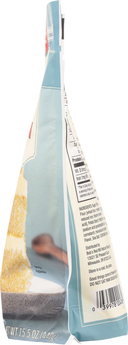 slide 3 of 13, Bob's Red Mill Classic Yellow Cake Mix 15.5 oz, 15.5 oz