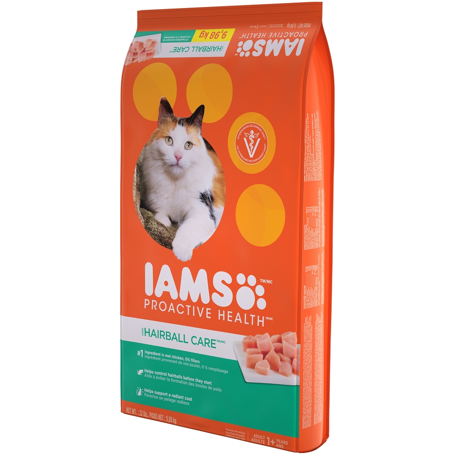 IAMS Proactive Health Adult Hairball Care Dry Cat Food with Chicken and
