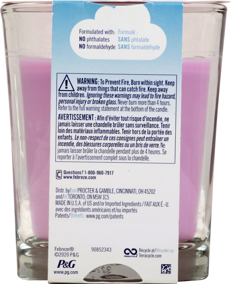 slide 6 of 11, Febreze Lilac & Violet Candle 6.3 ea, 6.30 ct