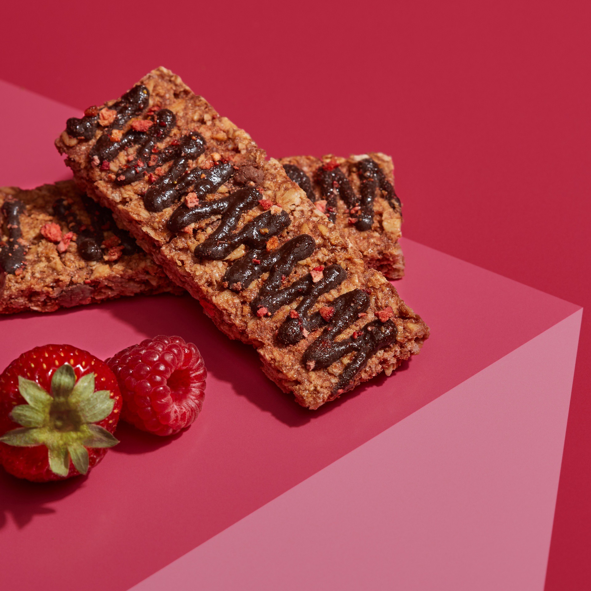 slide 5 of 7, Nature's Path Love Crunch Organic Dark Chocolate & Red Berries Granola Bars, 6.3 oz