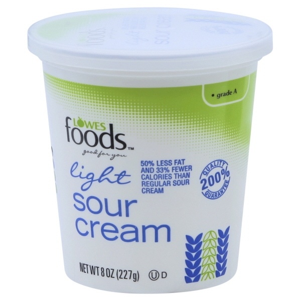 slide 1 of 1, Lowes Foods Sour Cream Light, 8 oz