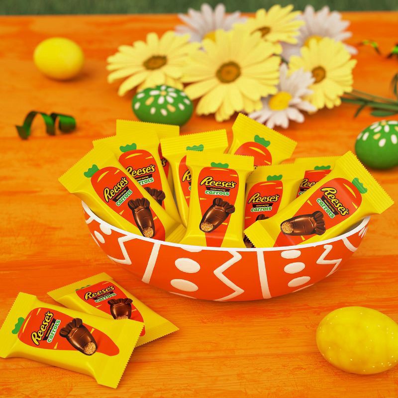 slide 4 of 5, REESE'S Chocolate Peanut Butter Creme Carrots, Easter Candy Bag, 9 oz, 9 oz