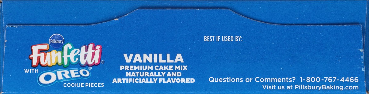 slide 4 of 9, Pillsbury Funfetti Premium Vanilla Cake Mix with Oreo Cookie Pieces 15.25 oz, 15.25 oz