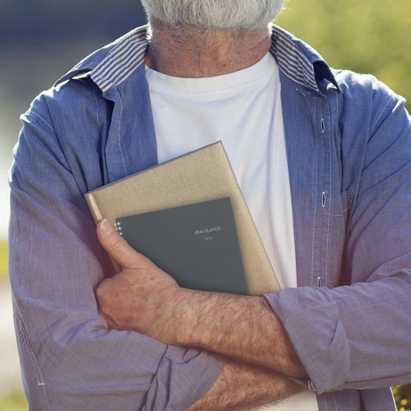 slide 6 of 8, AT-A-GLANCE® DayMinder® 2026 Weekly Monthly Planner, Gray, Small, 5"" x 8"", 1 ct