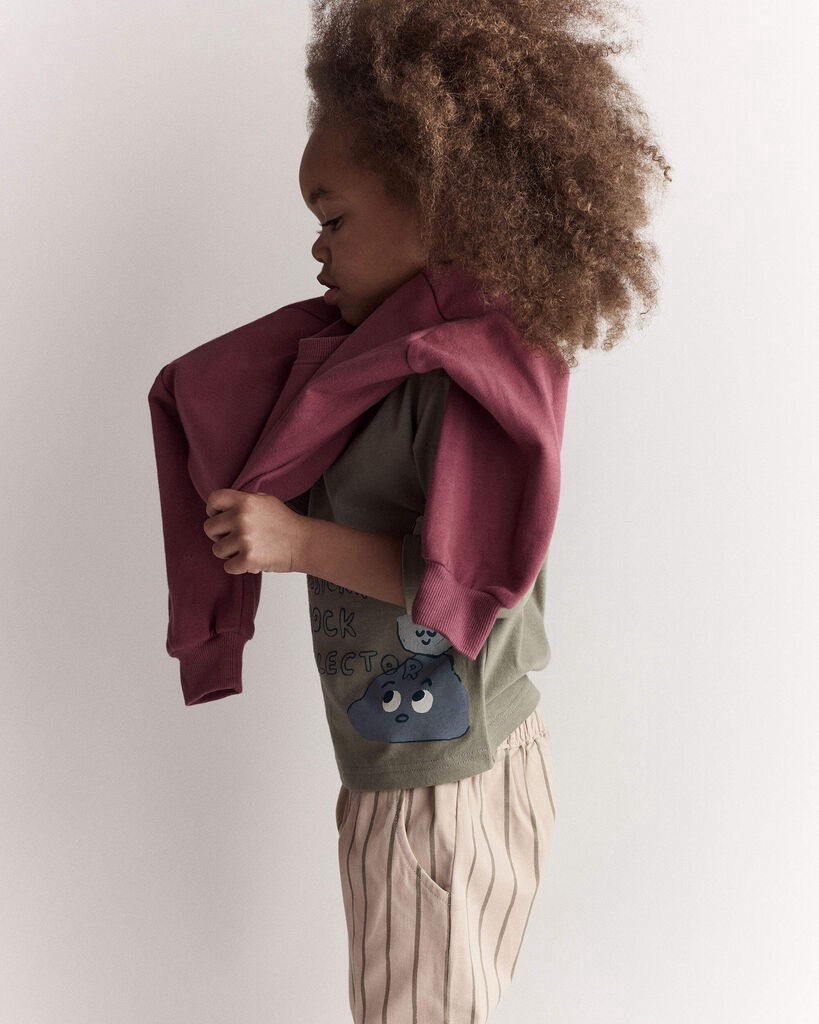 slide 5 of 6, Otteravenue Toddler Otter Sweatshirt™ with Pockets - Burgundy Burgundy 5T, 1 ct