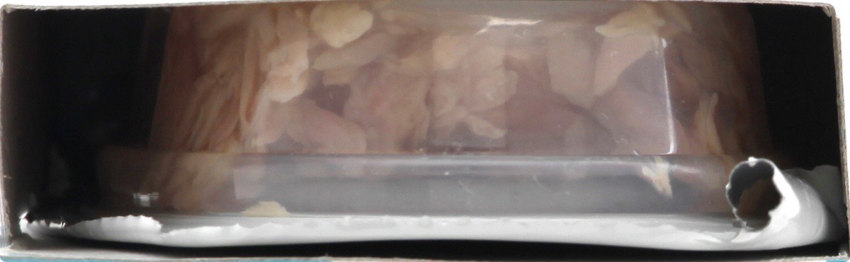 slide 8 of 9, Fancy Feast Purina Fancy Feast Appetizers Lickable Grain Free Wet Cat Food Topper Light Meat Tuna Appetizer with Scallop - 1.1 oz. Tray, 1.1 oz