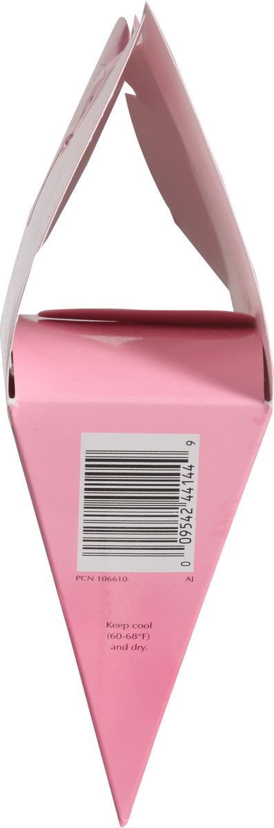 slide 5 of 14, Lindt Lindor Strawberries & Cream White Chocolate Truffles 3 oz, 3 oz