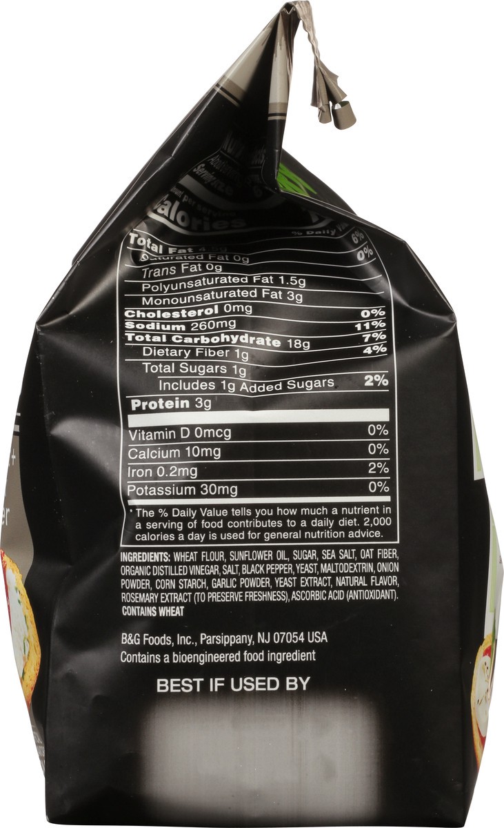 slide 6 of 9, New York Style Sea Salt + Black Pepper Bagel Chips 6 oz, 6 oz