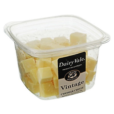 slide 1 of 1, Dairy Vale Aged Cheddar Cubes, per lb