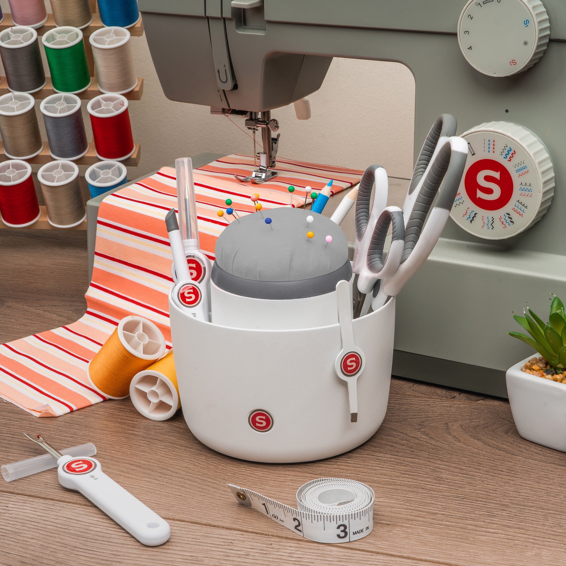 slide 9 of 10, SINGER Pin & Tool Sewing and Craft Organizer Caddy with Built-In Pin Cushion, 5.25 in x 5.25 in