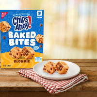 slide 24 of 29, Chips Ahoy Blondies Baked Bites - 7.5 oz, 7.5 oz