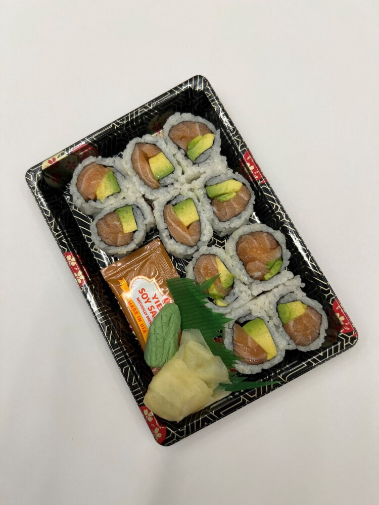 slide 1 of 1, Wabisan Asian Foods Sake Maki, 1 ct