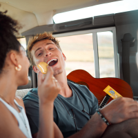 slide 22 of 29, Golden Oreo OREO Golden Cakesters Soft Snack Cakes, 5 - 2.02 oz Snack Packs, 10.1 oz