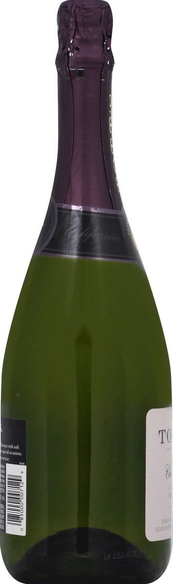 slide 3 of 6, Tott's Champagne 750 ml, 750 ml