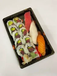 Wabisan Asian Foods Sushi Combo