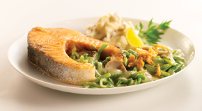 slide 1 of 1, Stouffer's Green Bean Casserole, 70 oz