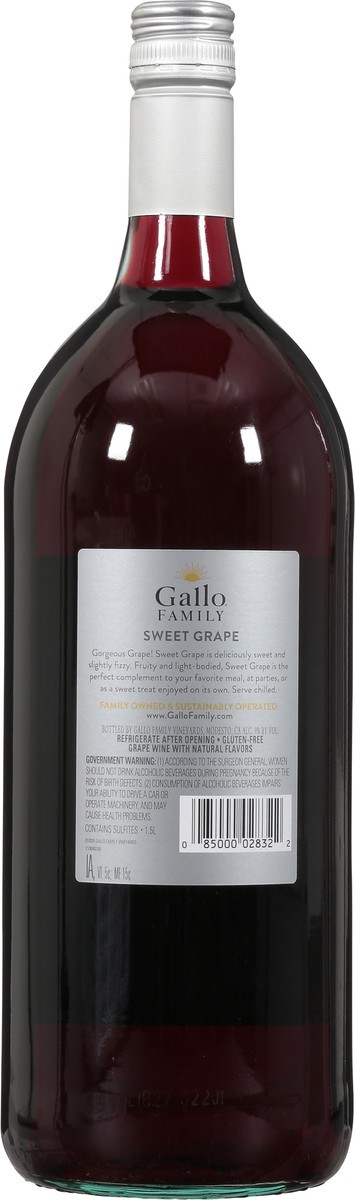slide 7 of 9, Gallo Family Vineyards Sweet Grape Wine 1.5L, 1.50 liter