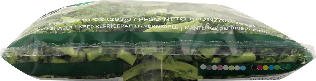 slide 7 of 12, Robinson Fresh Organic Kale, 10 oz