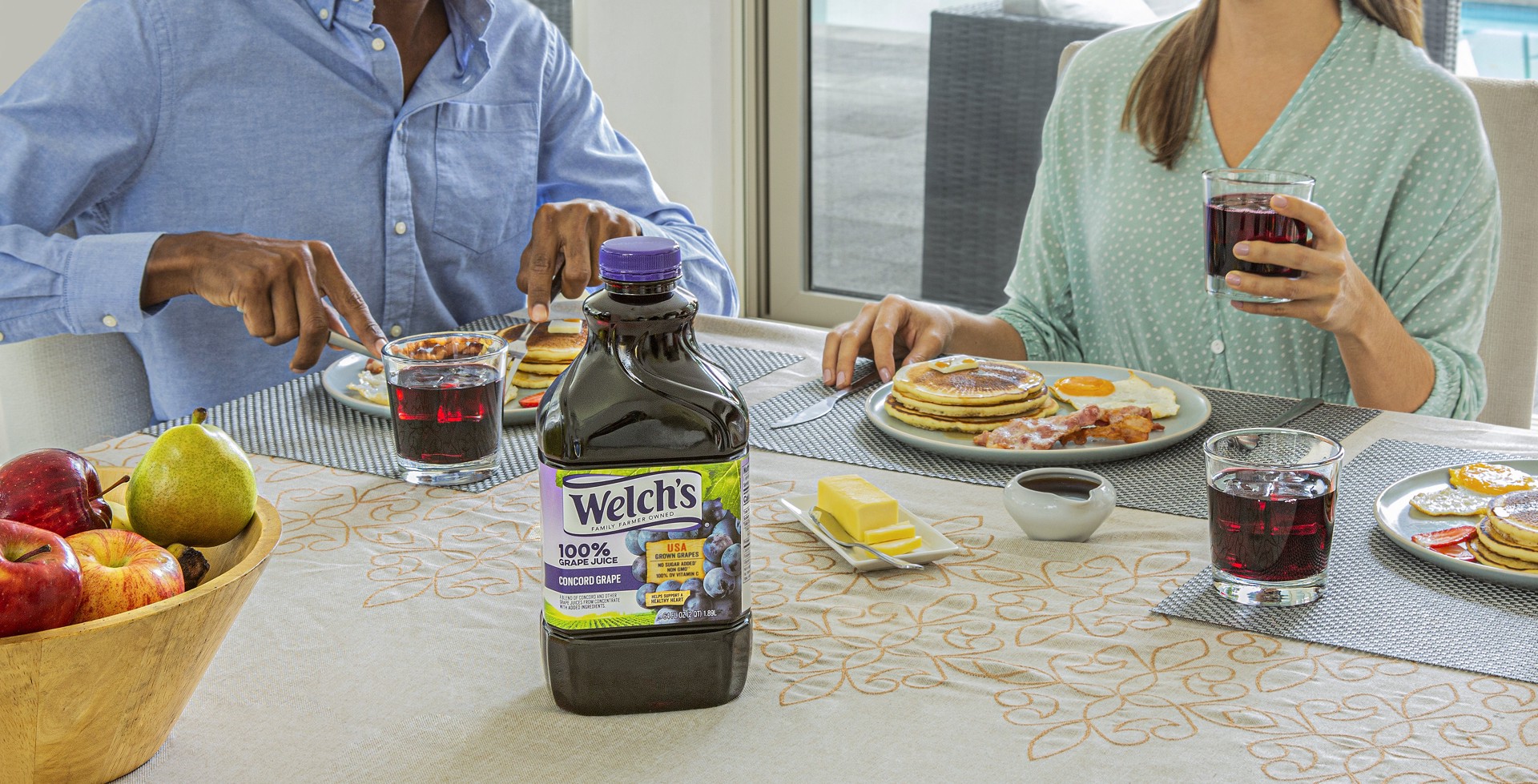 slide 5 of 5, Welch's 100% Grape Juice, Concord Grape, On-the-Go Can - 5.50 fl oz, 5.50 fl oz