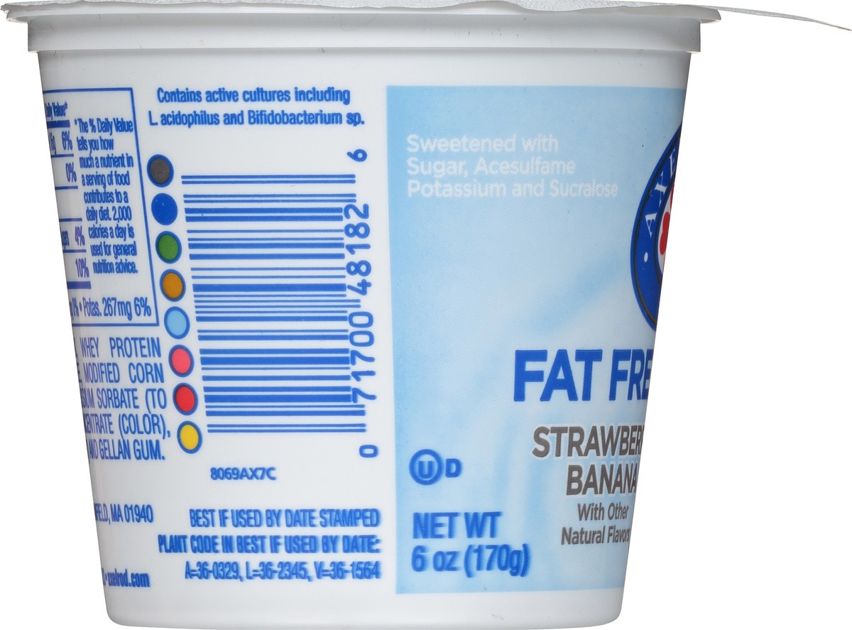 slide 5 of 8, Axelrod Fat Free Strawberry Banana Yogurt, 6 oz